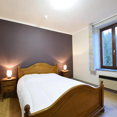 Vakantiehuis In With Sauna *